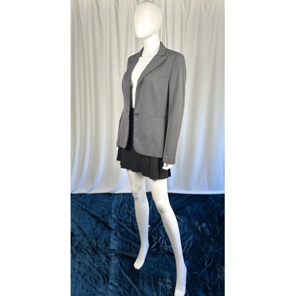 Vintage 2000’s ‘Body by Victoria’ Victoria’s Secret Grey Suit Jacket • Small - Picture 5 of 10
